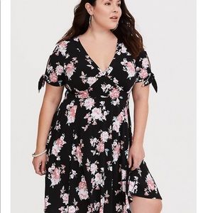 Torrid acas black floral paint dress plus size 3